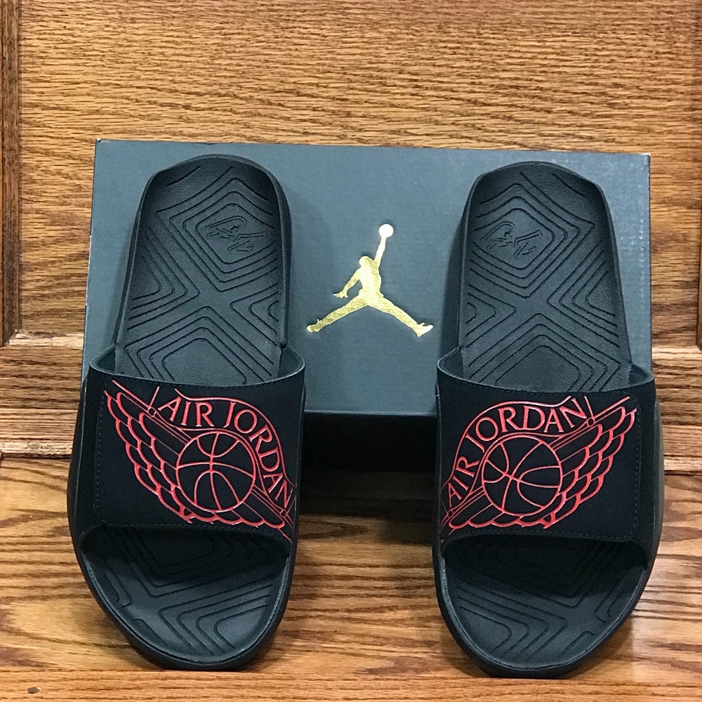 Jordan Hydro 7 Black University Red Rouge Slides